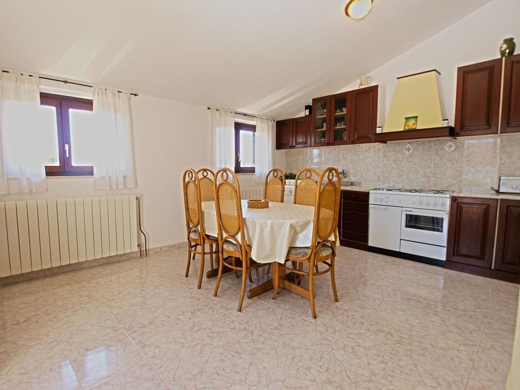 Apartments Milio 1105 Fazana Exterior photo