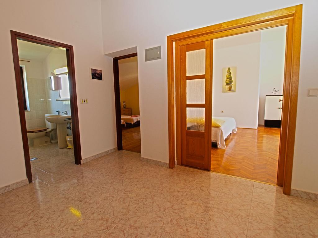 Apartments Milio 1105 Fazana Exterior photo